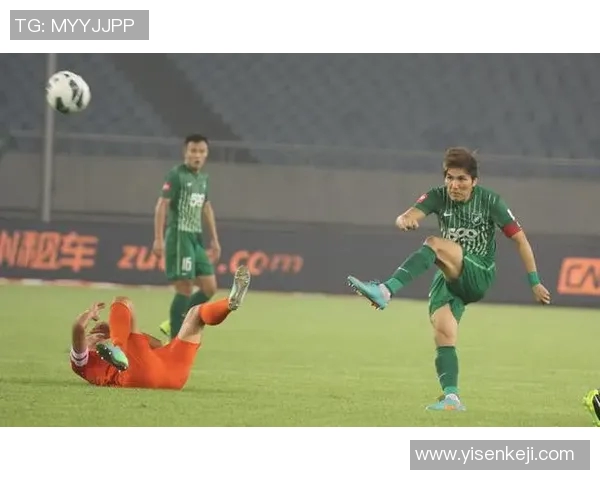 杭州绿城迎战青岛中能全力争胜展现球队实力与斗志